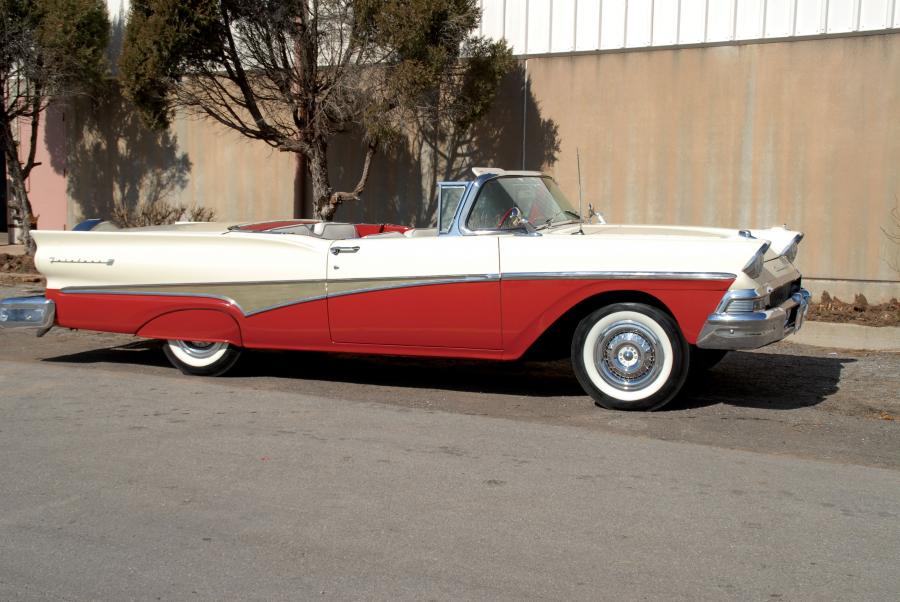  Ford Fairlane 500 Skyliner Retractable Hardtop 1958 года  (фото 4 из 4)